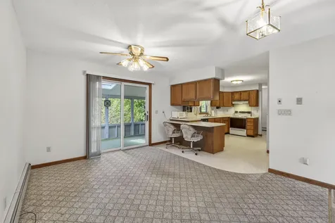 15 Owen Street Lewiston ME 04240