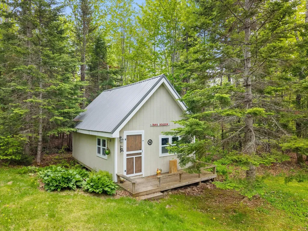 22 Old Mill Road Talmadge ME 04492