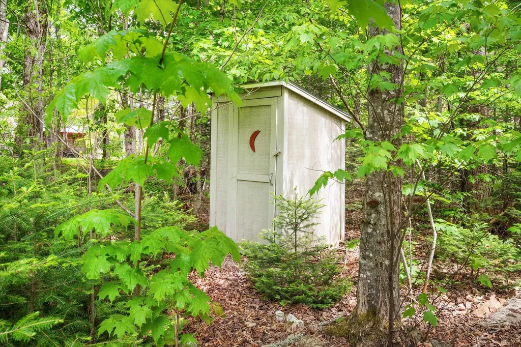 22 Old Mill Road Talmadge ME 04492