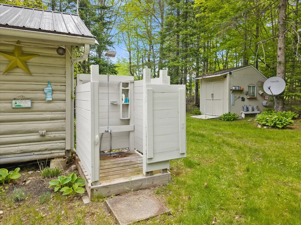 22 Old Mill Road Talmadge ME 04492