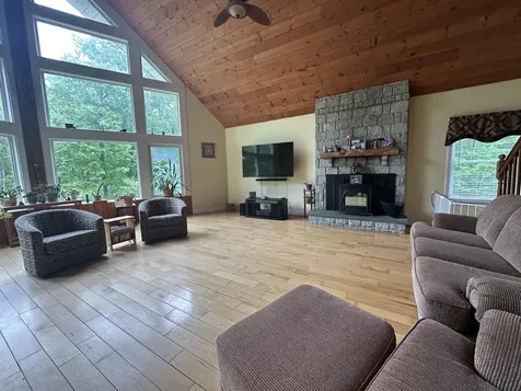 283 Davis Road Lyman ME 04002