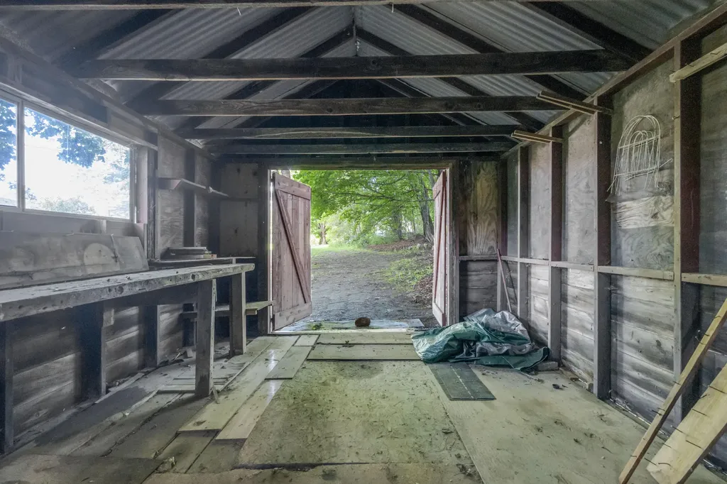209 Oak Hill Road Auburn ME 04210