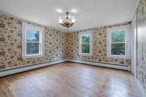 209 Oak Hill Road Auburn ME 04210