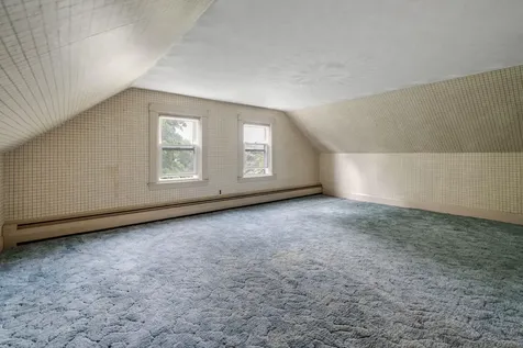 209 Oak Hill Road Auburn ME 04210