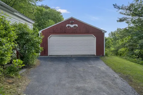 209 Oak Hill Road Auburn ME 04210