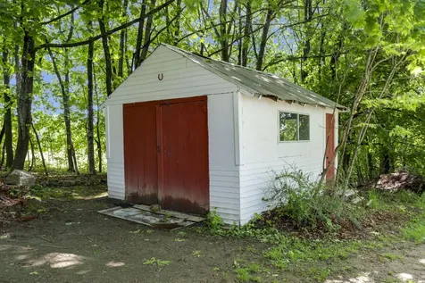 209 Oak Hill Road Auburn ME 04210