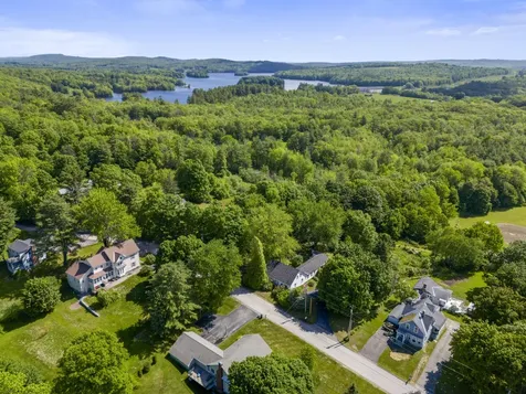 209 Oak Hill Road Auburn ME 04210