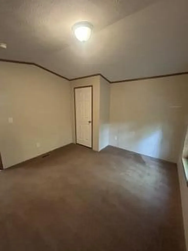 399 Tay Road Kenduskeag ME 04450