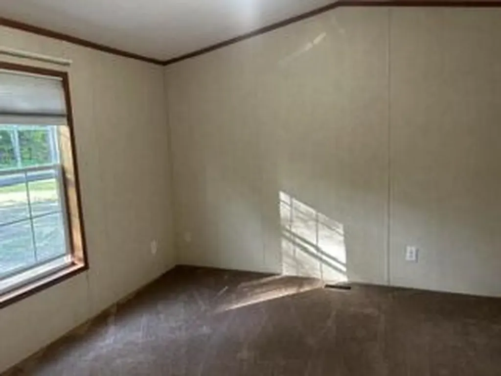 399 Tay Road Kenduskeag ME 04450