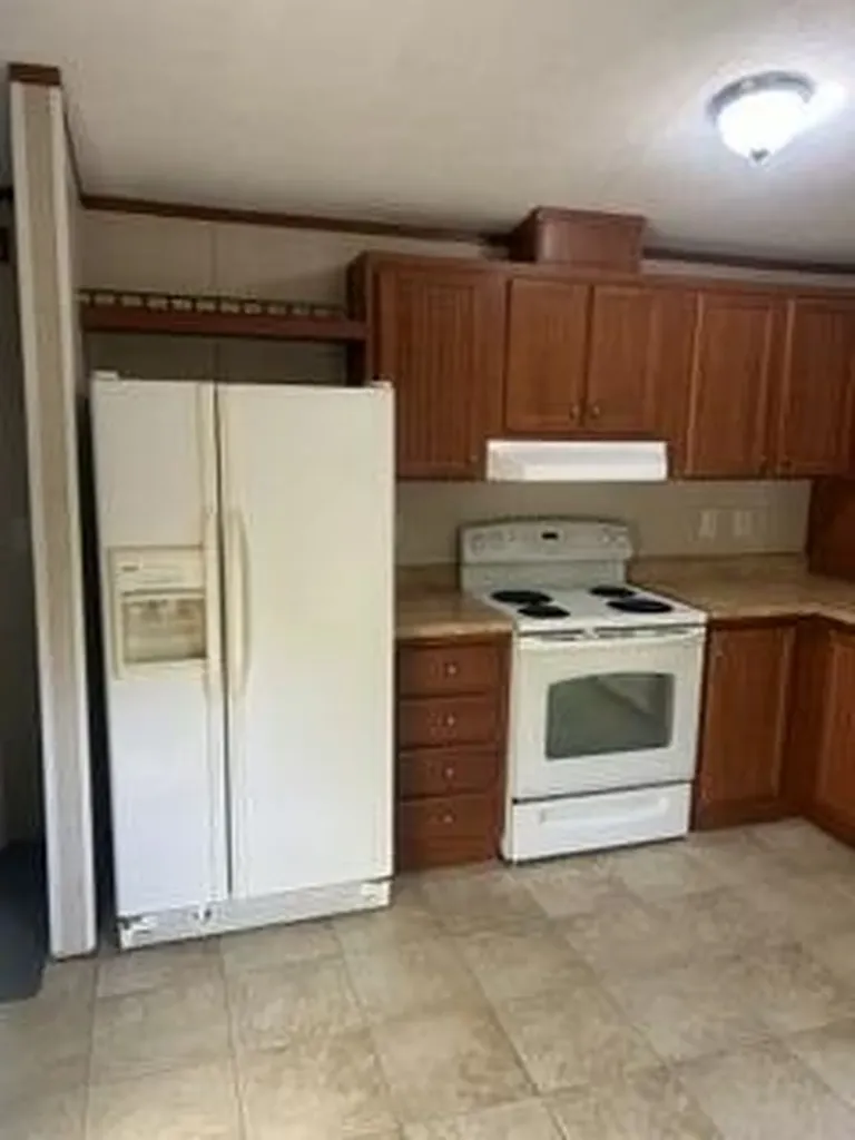 399 Tay Road Kenduskeag ME 04450