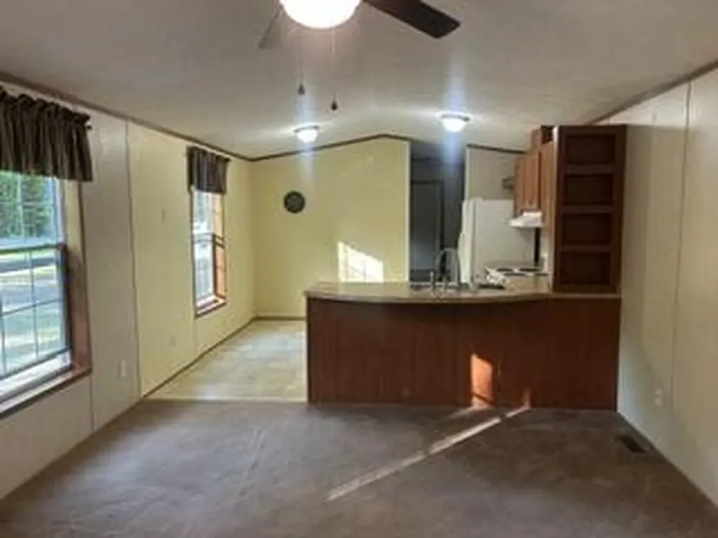 399 Tay Road Kenduskeag ME 04450