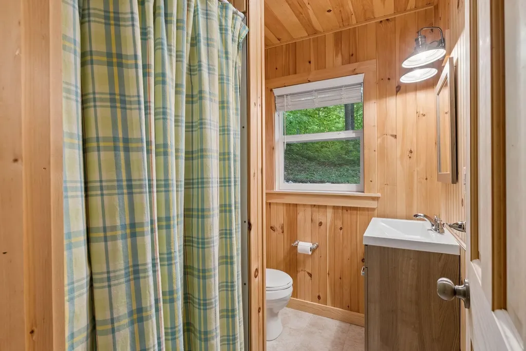 1629 H Road Acton ME 04001