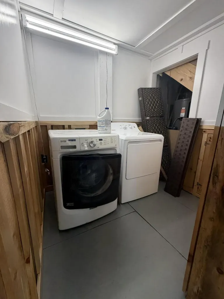 20 Pleasant Street Monson ME 04464