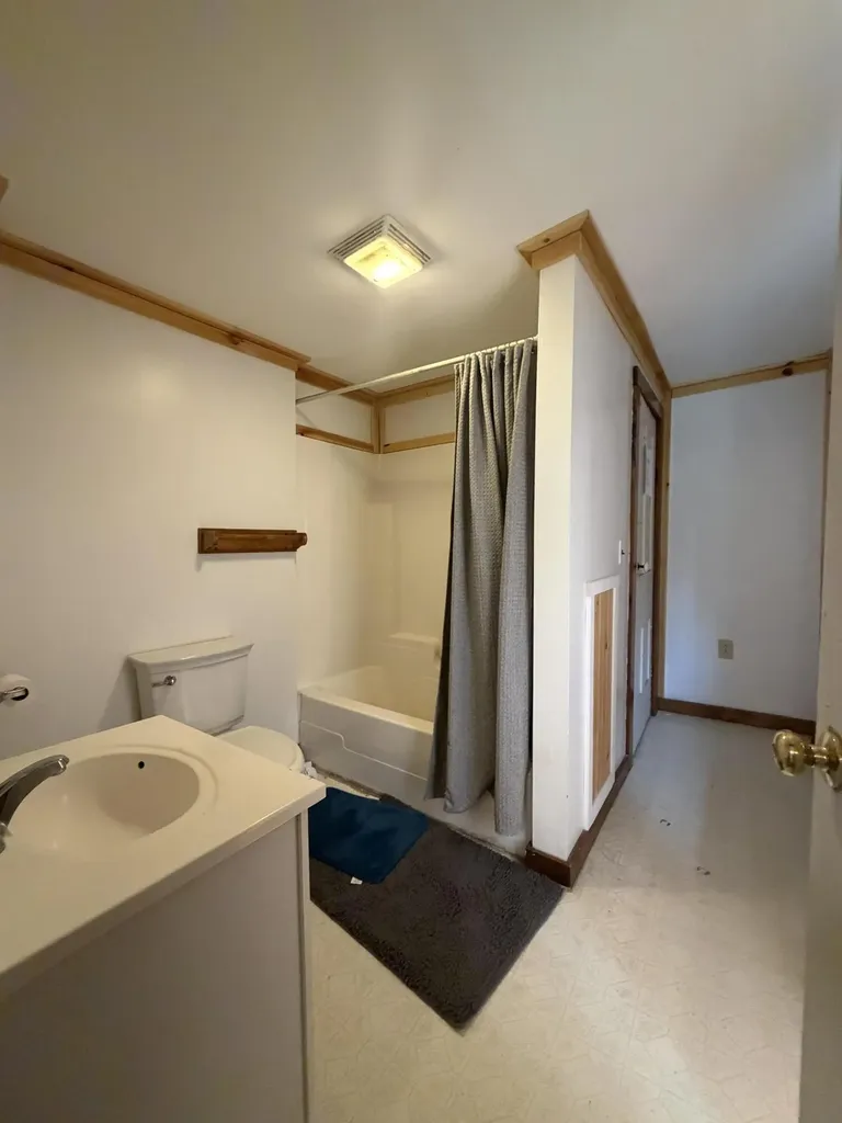 20 Pleasant Street Monson ME 04464