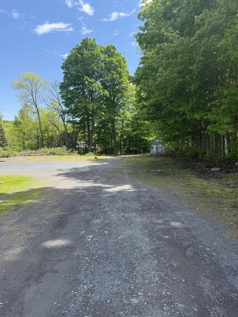 20 Pleasant Street Monson ME 04464