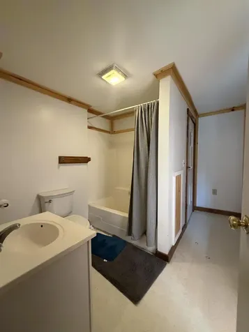 20 Pleasant Street Monson ME 04464