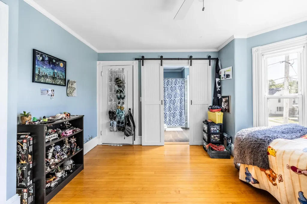 153 W Broadway Bangor ME 04401
