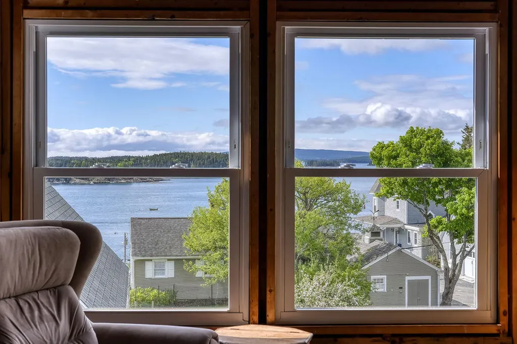 8 Pleasant Street Stonington ME 04681