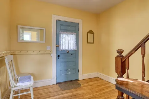8 Pleasant Street Stonington ME 04681