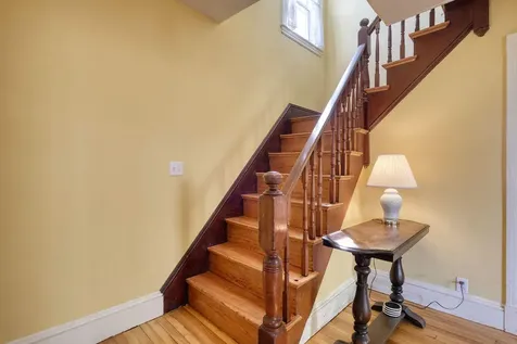 8 Pleasant Street Stonington ME 04681