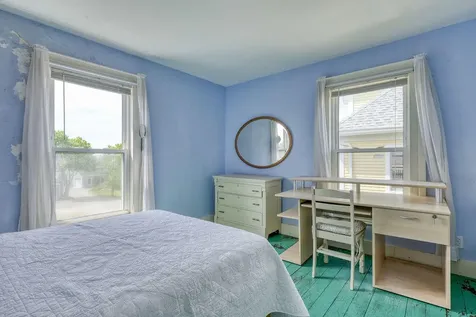 8 Pleasant Street Stonington ME 04681