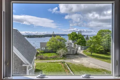8 Pleasant Street Stonington ME 04681