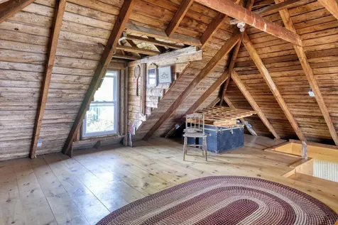 8 Pleasant Street Stonington ME 04681