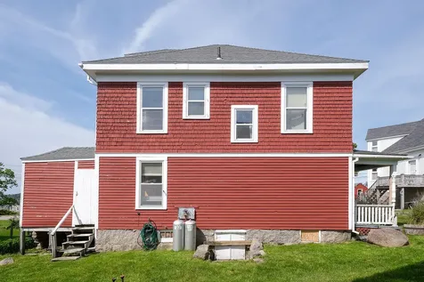 8 Pleasant Street Stonington ME 04681