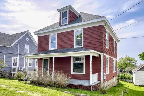 8 Pleasant Street Stonington ME 04681