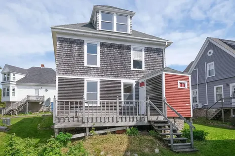 8 Pleasant Street Stonington ME 04681