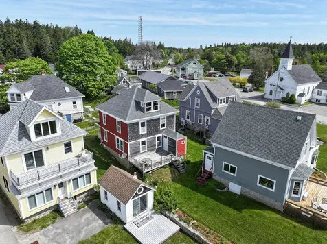 8 Pleasant Street Stonington ME 04681