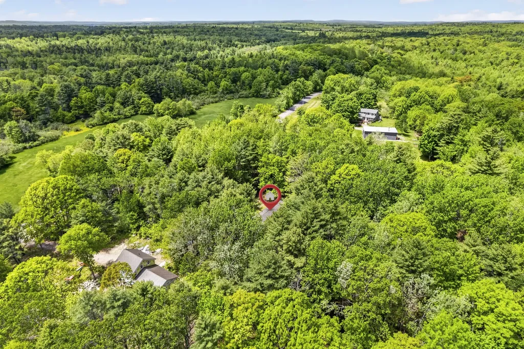 439 Castner Road Waldoboro ME 04572