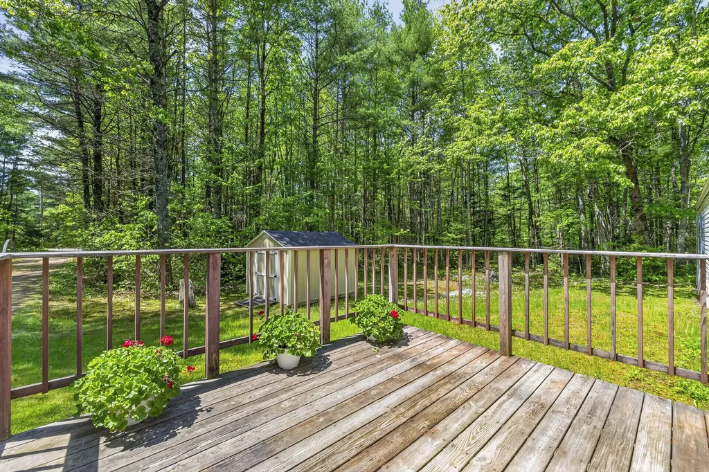 439 Castner Road Waldoboro ME 04572