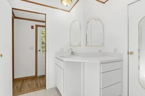 439 Castner Road Waldoboro ME 04572