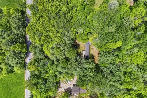 439 Castner Road Waldoboro ME 04572
