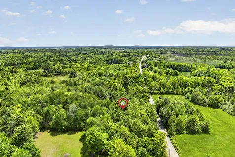 439 Castner Road Waldoboro ME 04572