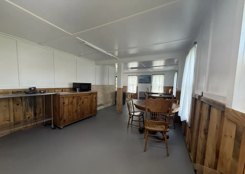 20 Pleasant Street Monson ME 04464