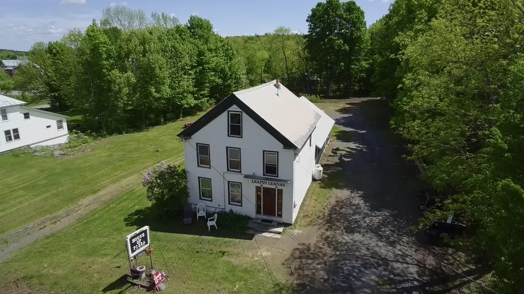 20 Pleasant Street Monson ME 04464