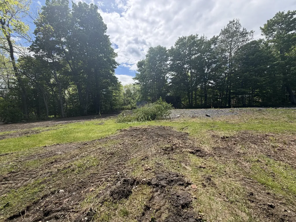 20 Pleasant Street Monson ME 04464