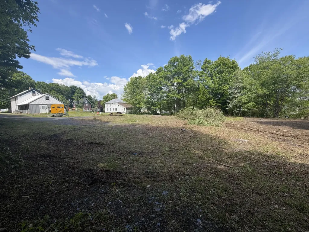 20 Pleasant Street Monson ME 04464