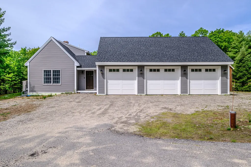 12 Fair Wind Drive Standish ME 04085