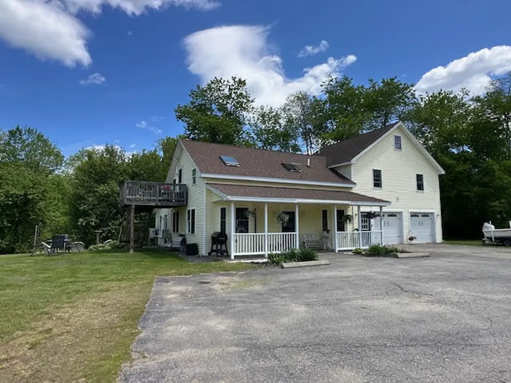 93 Weymouth Road Morrill ME 04952