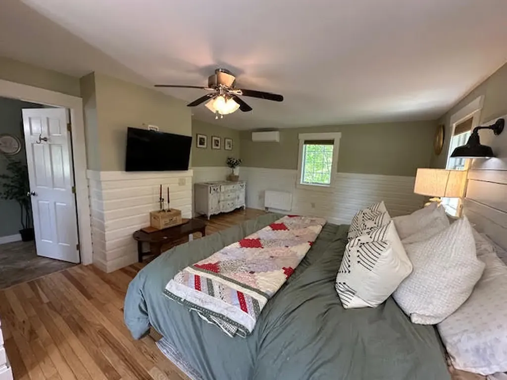 93 Weymouth Road Morrill ME 04952