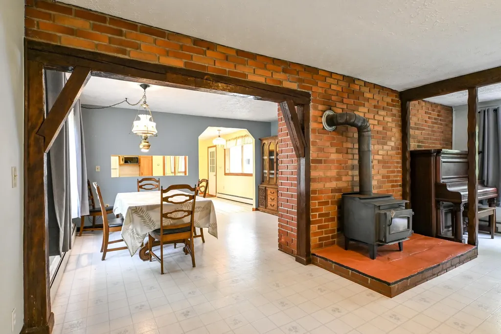 3 Garfield Street Saco ME 04072