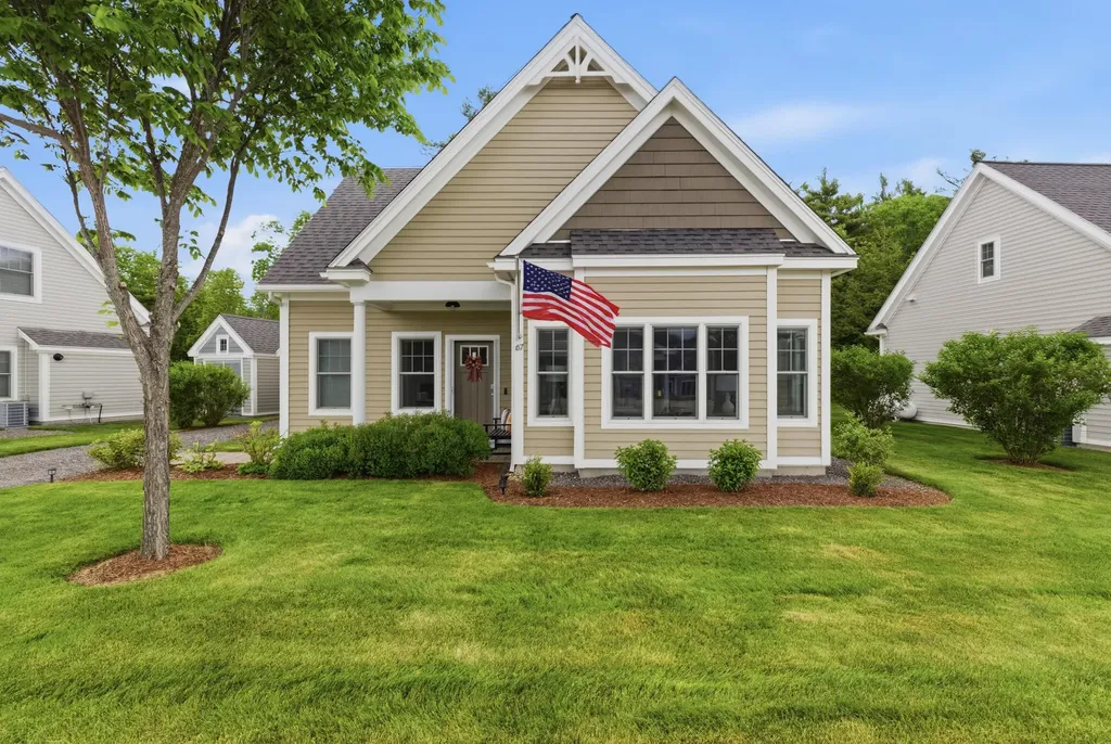 67 Kenneth Roberts Way Arundel ME 04046