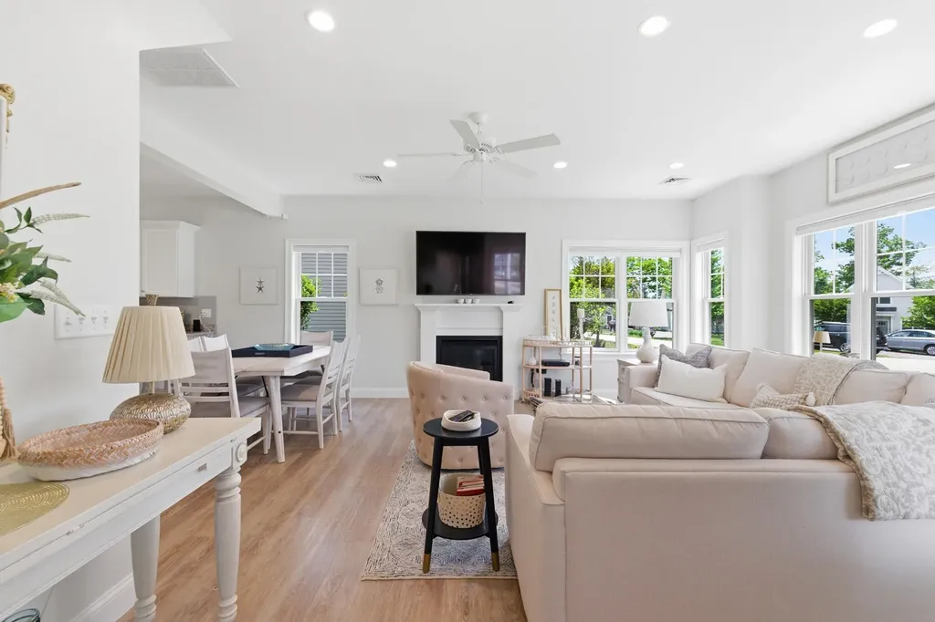 67 Kenneth Roberts Way Arundel ME 04046