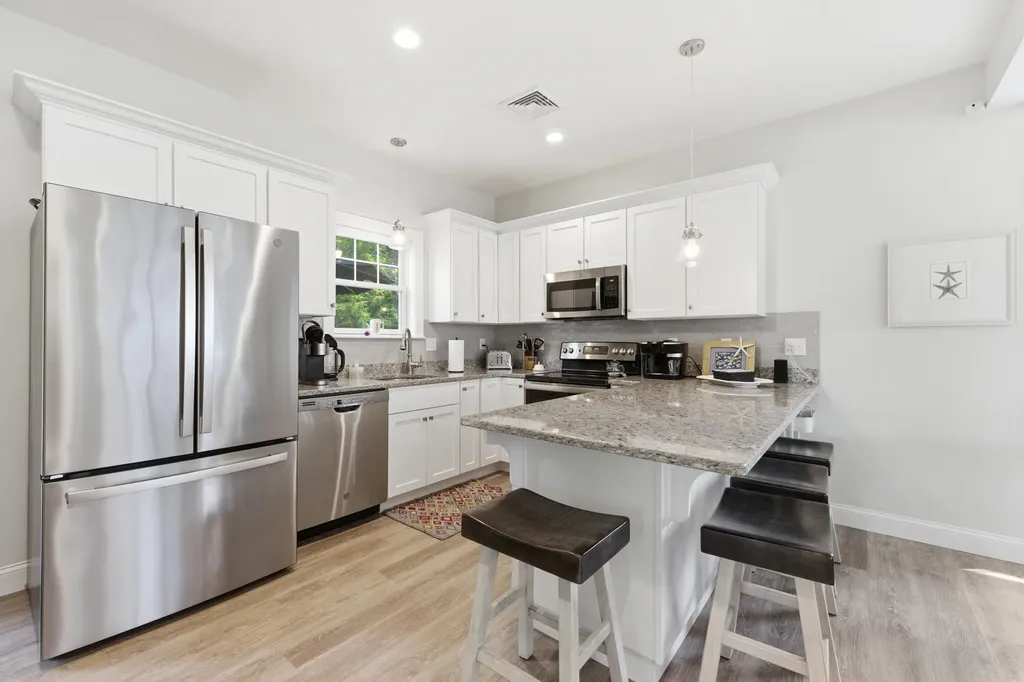67 Kenneth Roberts Way Arundel ME 04046
