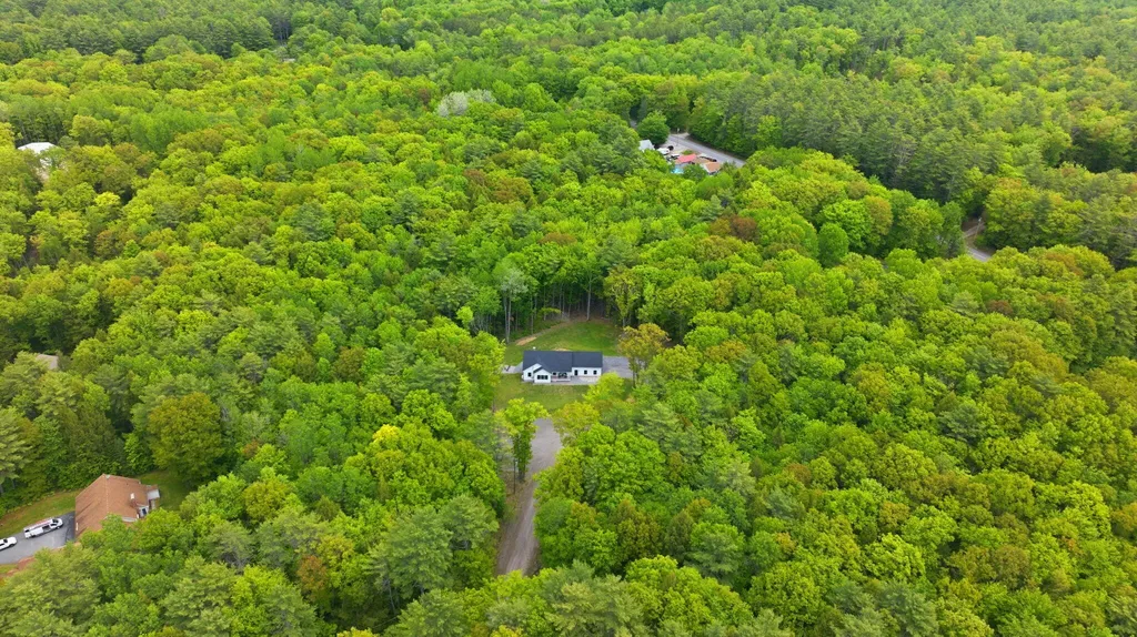 18 Juan Cruz Drive Durham ME 04222