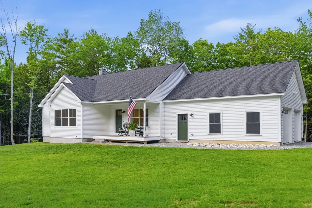 18 Juan Cruz Drive Durham ME 04222