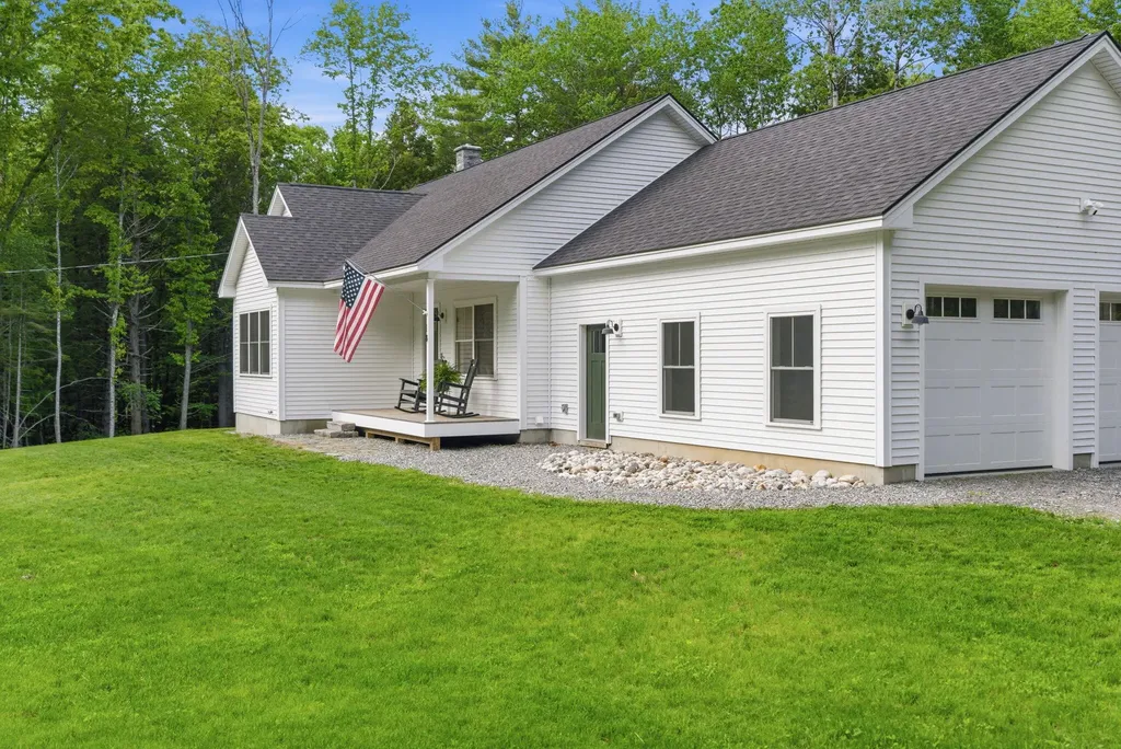 18 Juan Cruz Drive Durham ME 04222